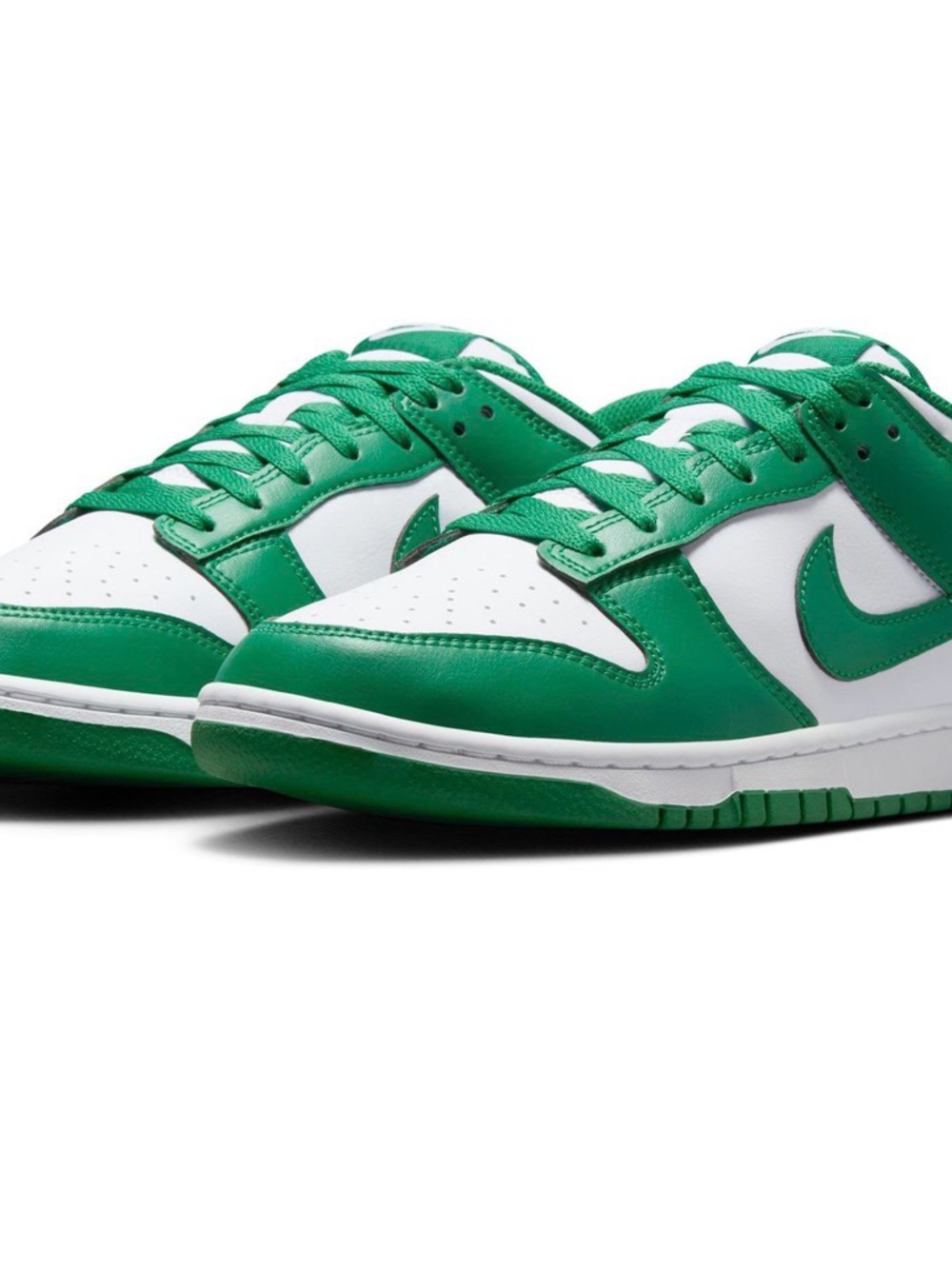 Nike Dunk Low Retro White Green Malachite Sneakers Size 9.5 Brand New in Box